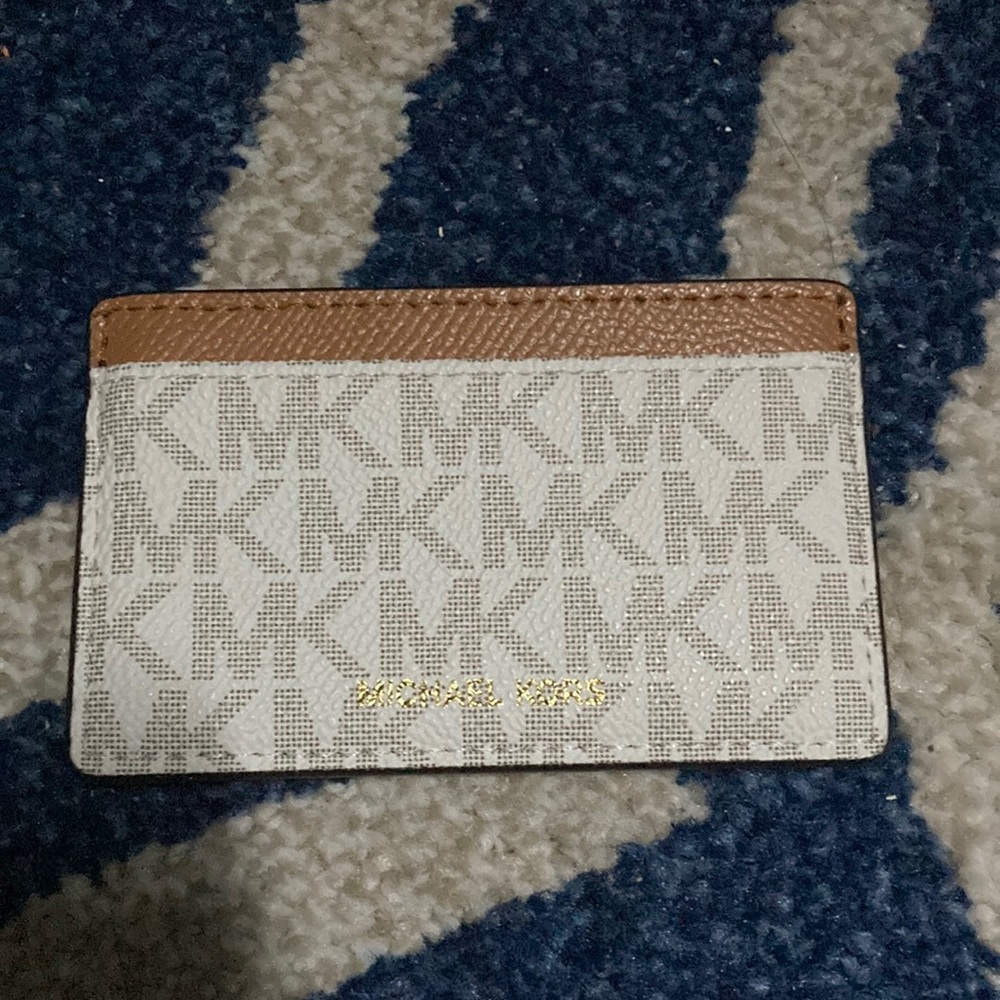 Michael kors card wallet